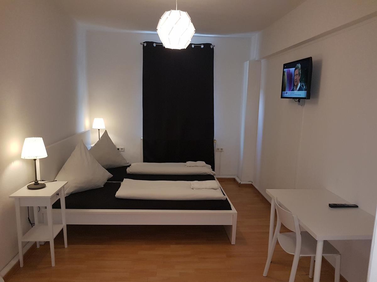 Shiva'S Citysleep Cologne Exterior photo