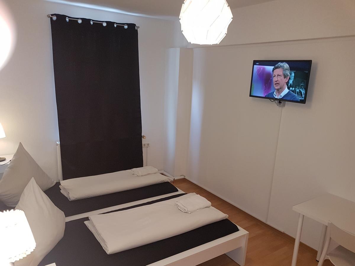 Shiva'S Citysleep Cologne Exterior photo
