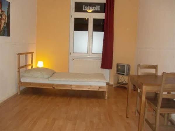 Shiva'S Citysleep Cologne Exterior photo